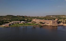 Lake View Hotel And Resort